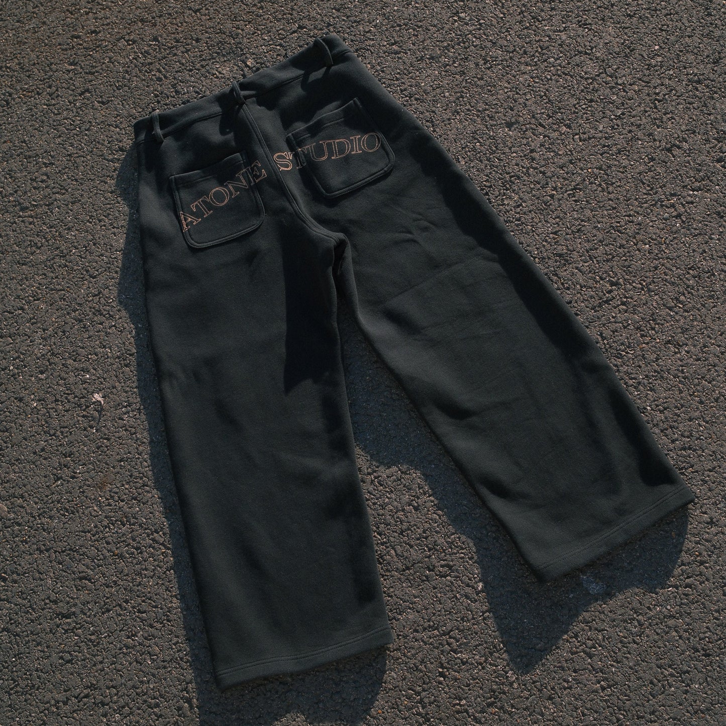 ATONE STUDIO HEAVYWEIGHT TRACKPANTS