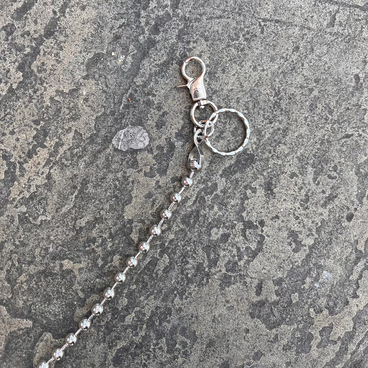 BALL WALLET CHAIN