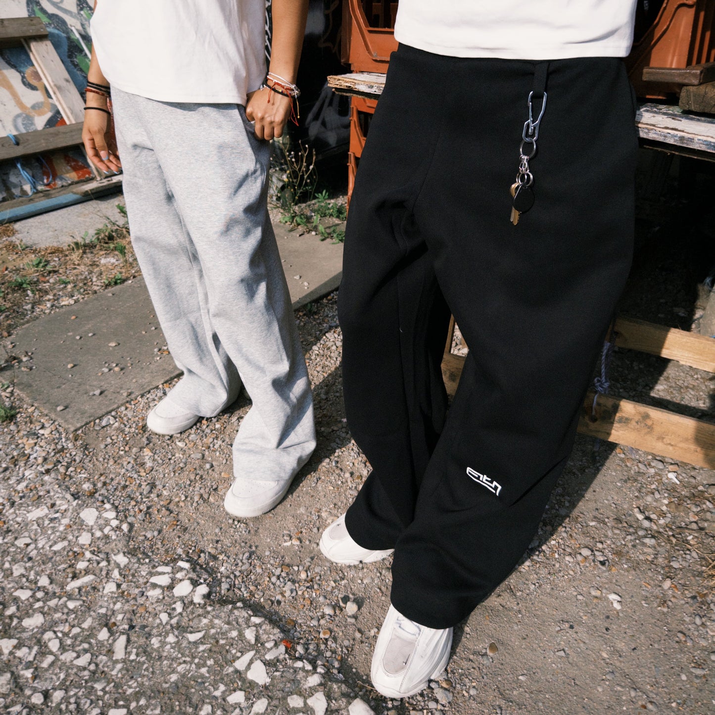 ATONE STUDIO BAGGY SWEATPANTS